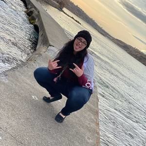 Meet your Posher, Sierra